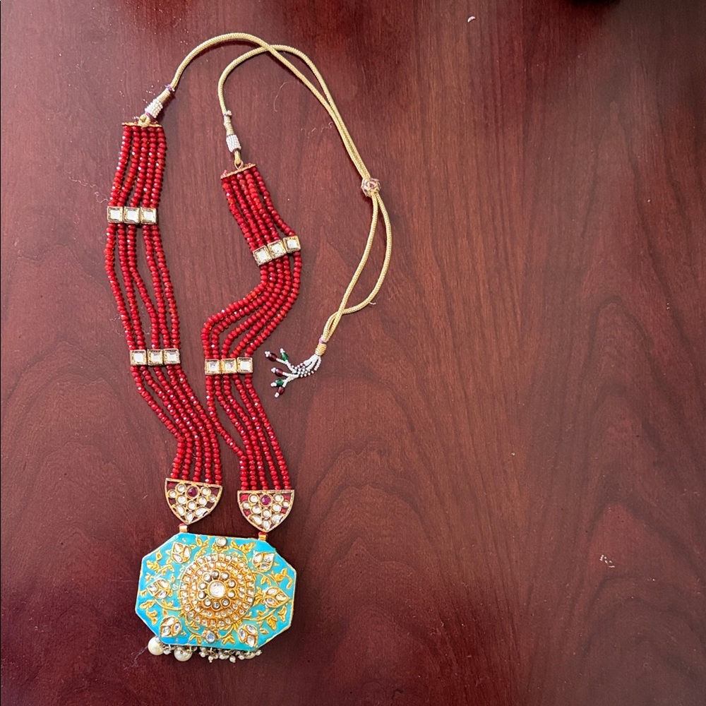 Elegant Red and Gold Beaded Necklace